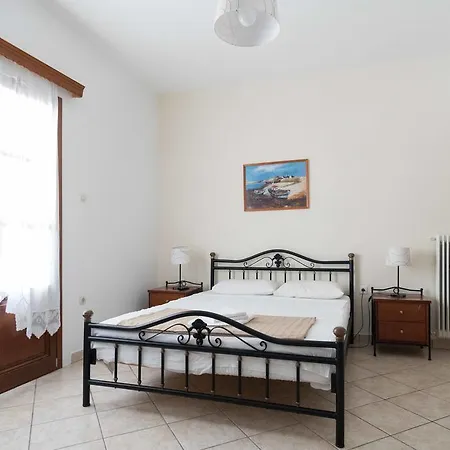 Casa de hóspedes To Kima 3*